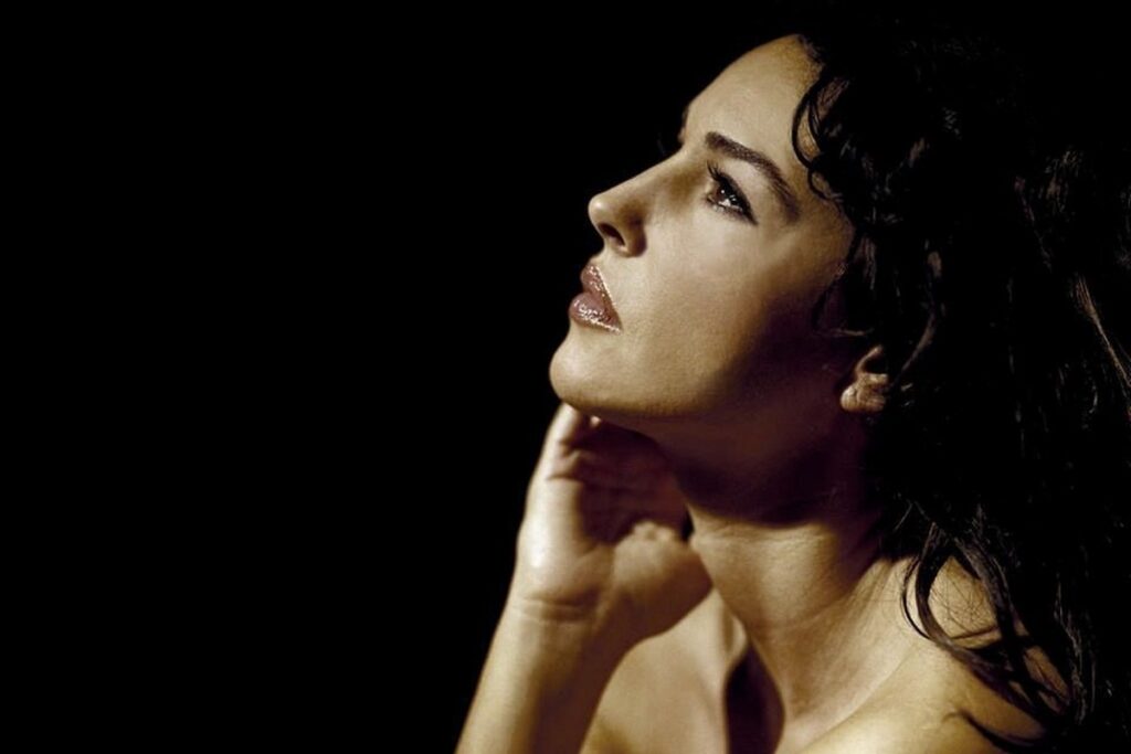 Hola mi nombre es Carla y soy una joven presta a darte el placer y el cariño que necesitas